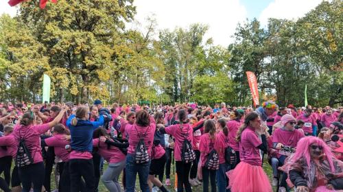 PXL 20251004 122444273